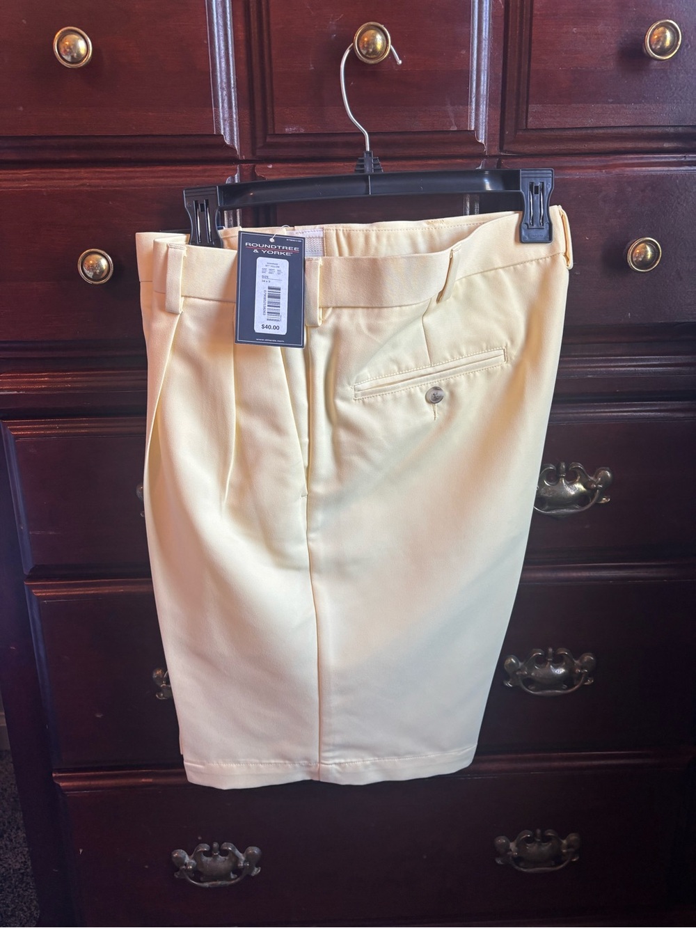 Roundtree & Yorke Pale Yellow Dress Pants with Belt Loops